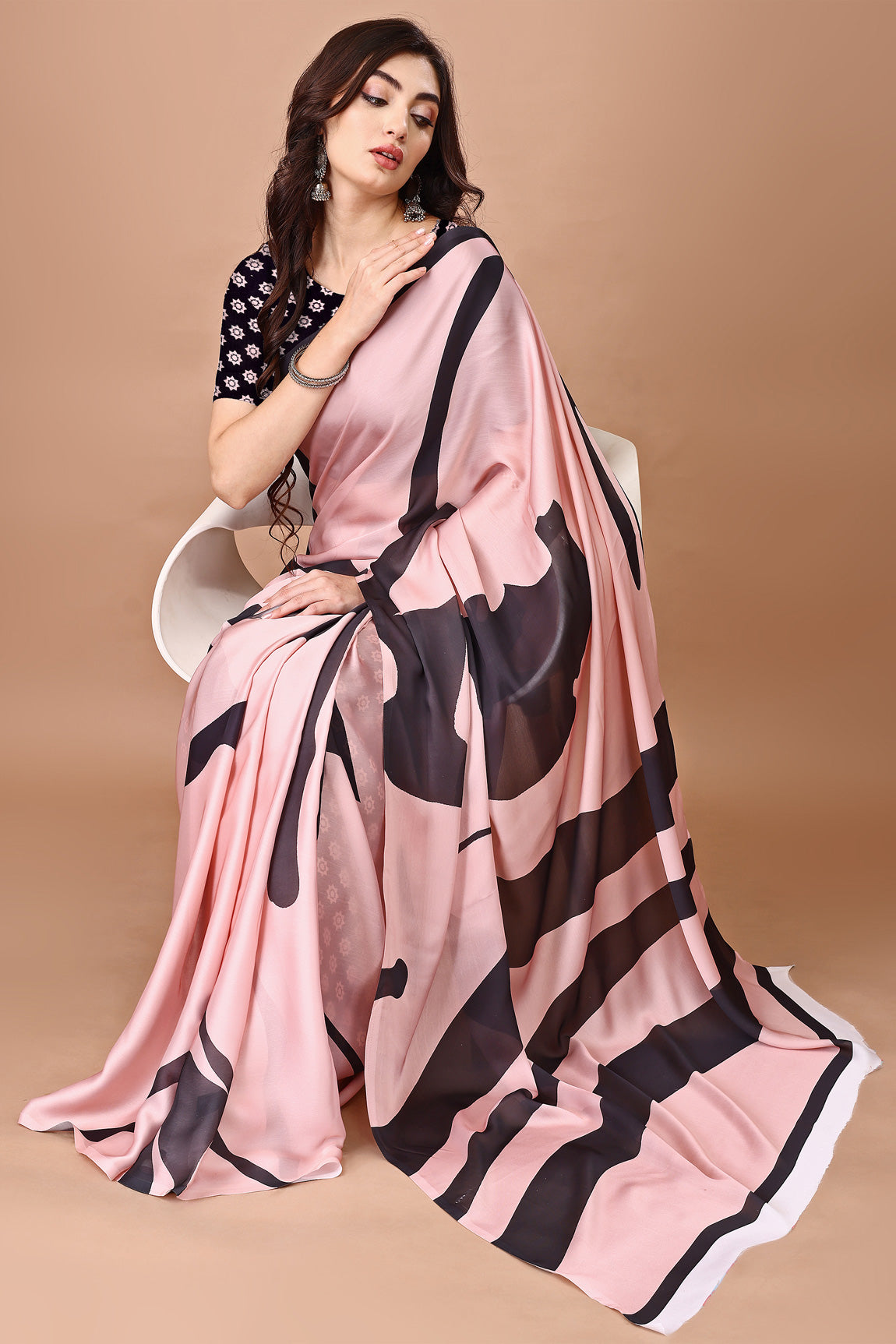 Molly Brown Stylish & Beautiful Satin Georgette Digitally Printed Party Wear Sarees with Blouse Piece