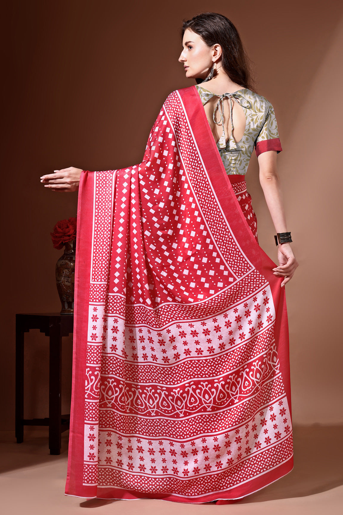 Stylish & Beautiful Satin Georgette Digitally Printed Party Wear Sarees with Blouse Piece